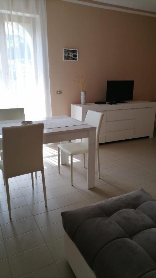 Bianchi Casa Vacanze "Ellen" מראה חיצוני תמונה